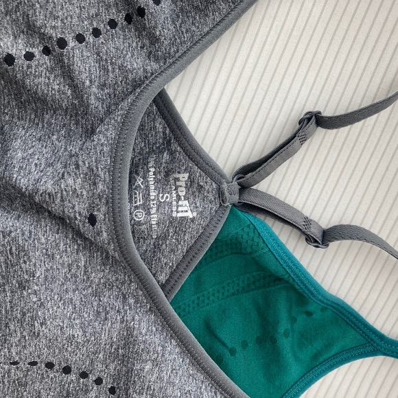 Sport Bras - ProFit Seamless - Picture 3 of 5